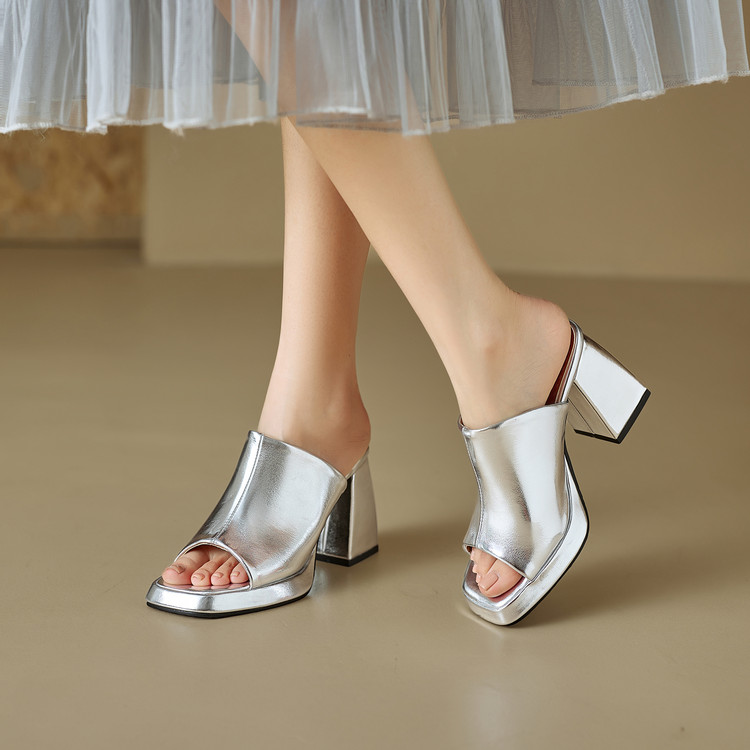 Women Fashion Trend 2026 - In The Summer of 2026, The