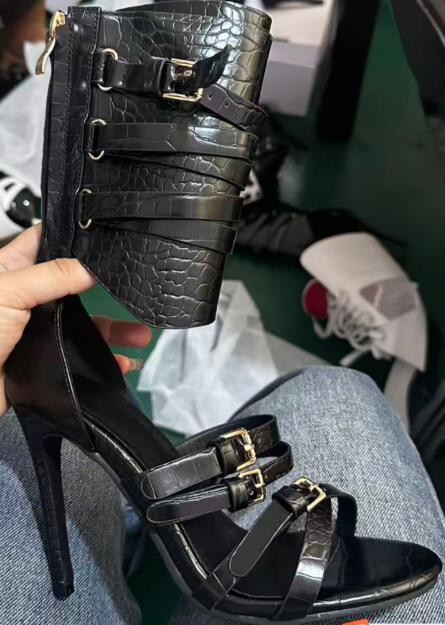 Women'S Fashion Belts - Sexy Black Leather Open Toe Cross